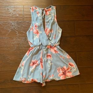 Final Touch Romper MED